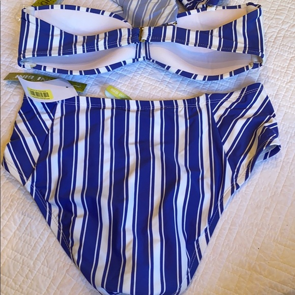 NWT GIANNI BINI “our of the office” bikini - Picture 6 of 8